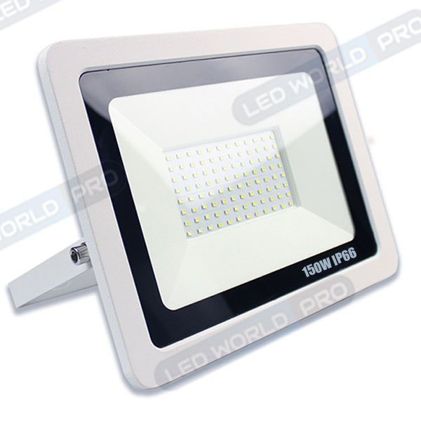 Projecteur LED filaire - 150 Watts - 15 000 Lumens - 100 Lumens/Watt - Angle 120° - IP66 - 300 x 200 x 30 mm - Modèle Blanc - 6000k