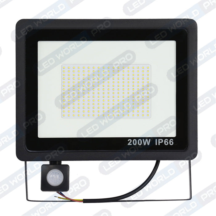 Pack de 2x Projecteurs LED filaires - Série PAD PIR - 200 Watts - 16 000 Lumens - 80 Lumens/Watt - Angle 120° - IP66 - 38 x 33 x 6 cm - 6000k - Avec détecteur de mouvement Infrarouge
