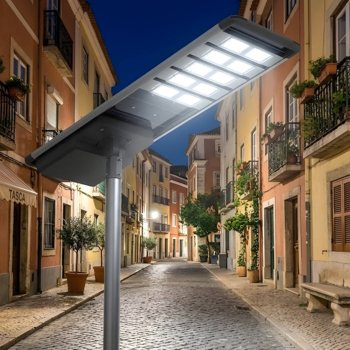 Lampe de rue solaire - Série HORIZON - 32 000 Lumens - 200 Watts - Couleur 6500K - Angle 150x70° - IP65 - Structure Aluminium - 1760x670x135 mm - Tube d'insertion 76mm - Régulateur MPPT - Garantie 3 ans