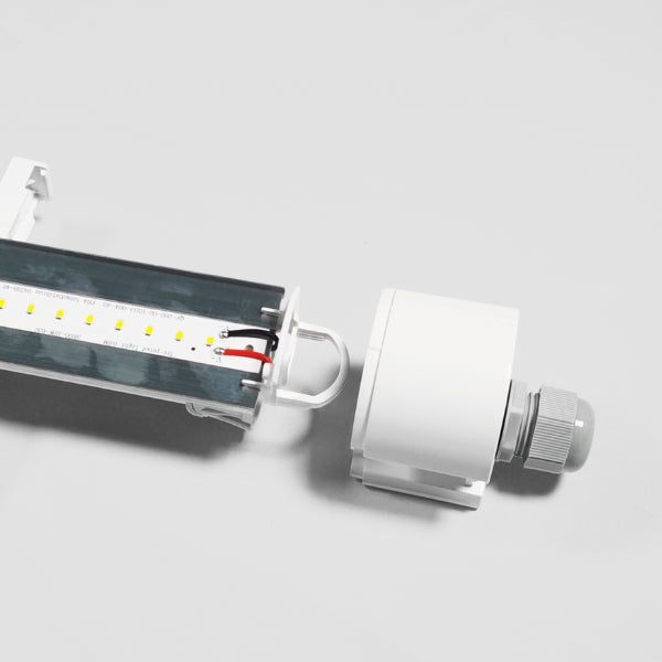 Pack de 9x Réglettes LED étanches - Série INJECTION - CONNECTABLES - 120cm - 36 Watts - 5400 Lumens - 150 Lumens/Watt - Angle 120° - IP65 - 120 x 6 x 6 cm - Protection à l'impact IK08 - 3000K/4000K/5700K au choix - Garantie 5 ans