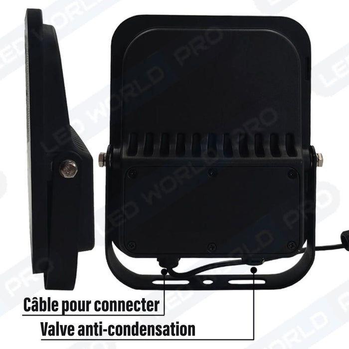 Pack de 5x Projecteurs LED solaires - Série BIG BOY V3 - 700 Watts - 4200 Lumens - 90° - IP65 - Lampe 33 x 28 x 5 cm - Panneau solaire MONOCRISTALLIN FULL BLACK 39 x 43 x 2 cm - Télécommande - 4000k - Structure ALUMINIUM