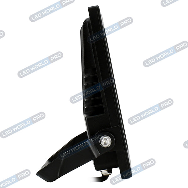 Projecteur LED filaire - CITY PLUS V3 - 50 Watts - CCT 3000k/4000k/5000k - 7500 Lumens - 150 Lumens/Watt - Angle 90° - IP66 - Protection à l'impact IK07 - 28 x 20 x 5 cm - Structure en ALUMINIUM - Câble 30cm - Garantie 5 ans