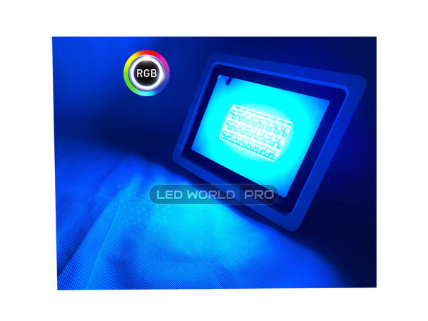 Pack de 2x Projecteurs LED Filaires RGB - Série PAD 30 Watts - 3000 Lumens - 100 Lumens/Watt - Angle 120° - IP66 - 159 x 122 x 26 mm - Avec télécommande - Garantie 3 ans