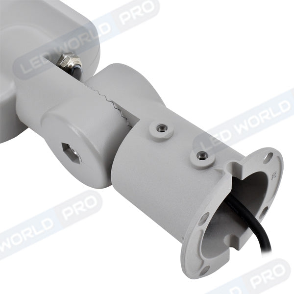 Pack de 4x Lampes de rue filaires - Série FLEX PLUS - 50 Watts - 6750 Lumens - 135 Lumens/Watt - Angle 140*70° - IP65 - IK08 - 47 x 15 x 11 cm - Tube d'insertion 50-60mm - Support ajustable - 4000K - Couleur GRIS - Capteur crépusculaire - Garantie 5 ans