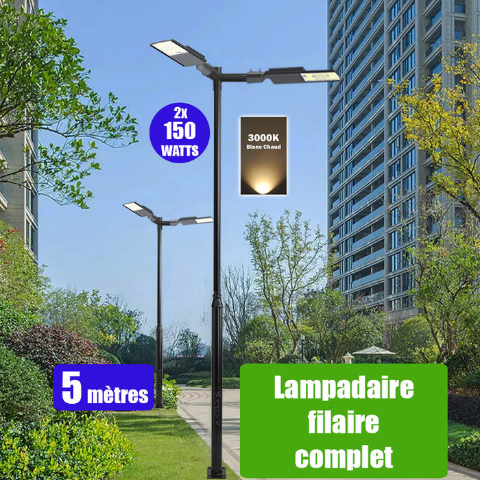 Pack lampadaire complet double tête 5 mètres : 2x Lampes LED filaires Série FLEX V2 - 150 Watts - 3000k + Mât STANDARD - 5 mètres avec trappe au choix (STANDARD V2 EVO ou STANDARD V4 EVO) + Double tête de mât en ligne ou perpendiculaire