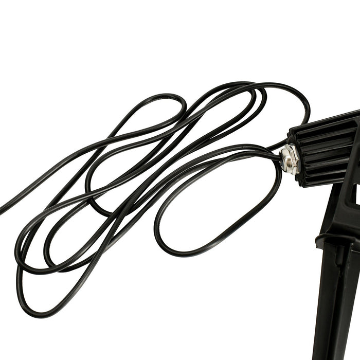 Pack de 4x Balises / Bornes LED Solaires à piquet - Série SPIKE - 2 x 50 Watts - 2x 130 Lumens - Angle 30° - IP65 - 3000K - 4 Modes - Cable 2x 2 mètres - Avec capteur crépusculaire - Panneau MONOCRISTALLIN