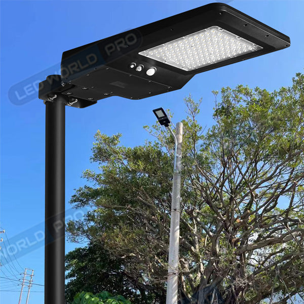 Pack de 4x Lampes de rue et parking Solaires - Série STREET EVO V2 – Rendu lumineux 600 Watts - 6000 Lumens - CCT 3000k/4000k/6000k Ajustable - IP65 - 140x70° - 71 x 29 x 7 cm - Tube d'insertion 50-60mm - Télécommande - Détecteur de mouvement