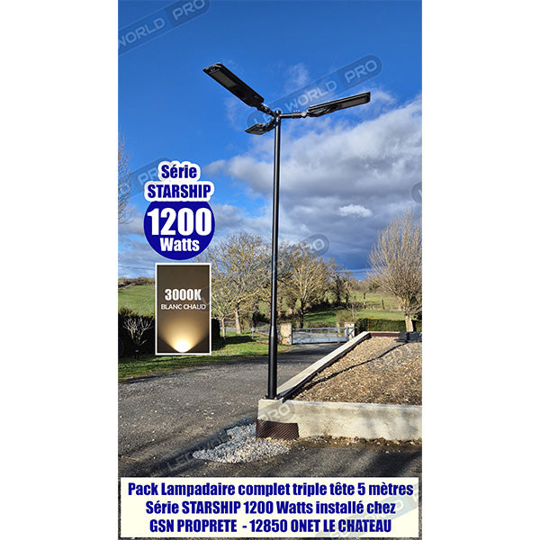 Pack de 2x Lampes de rue solaire - Série STARSHIP - Rendu lumineux 1200 Watts - 3600 Lumens - Couleur 6000K - Angle 150x70° - IP65 - Dimensions 82 x 30 x 8 cm - Tube d'insertion 45mm - Avec détecteur de mouvement - Télécommande - 3 modes de fonctionnement