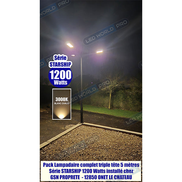 Pack de 2x Lampes de rue solaire - Série STARSHIP - Rendu lumineux 1200 Watts - 3600 Lumens - Couleur 6000K - Angle 150x70° - IP65 - Dimensions 82 x 30 x 8 cm - Tube d'insertion 45mm - Avec détecteur de mouvement - Télécommande - 3 modes de fonctionnement