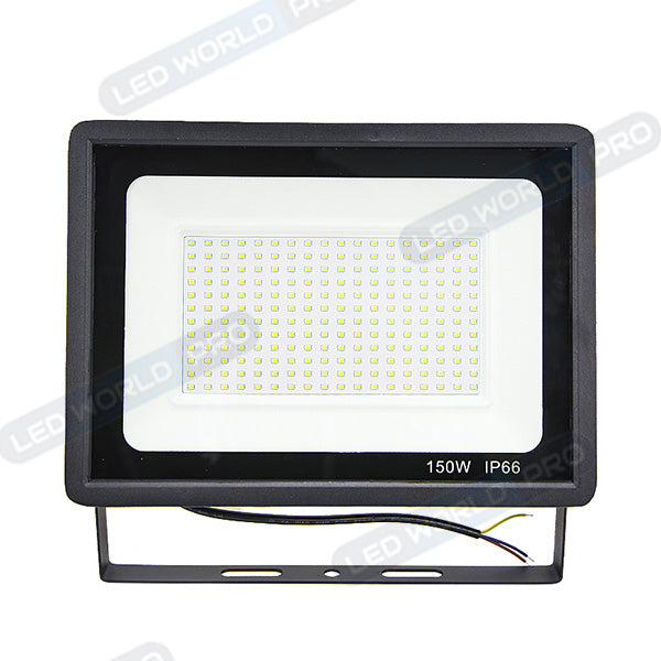 Pack 10x Projecteurs LED filaires - 150 Watts - 15 000 Lumens - 100 Lumens/Watt - Angle 120° - IP66 - 300 x 200 x 30 mm - Modèle Noir - 6000k