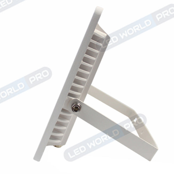 Projecteur LED filaire - Série PAD - 20 Watts - 2000 Lumens - 100 Lumens/Watt - Angle 120° - IP66 - 13 x 8 x 3 cm - Modèle blanc - 6000k