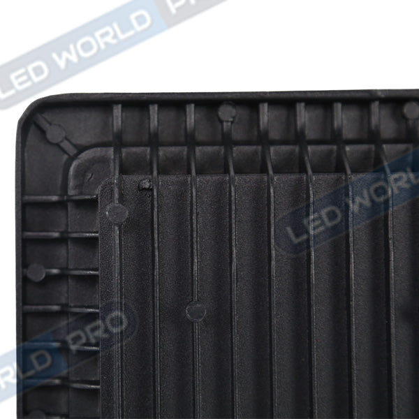 Pack de 2x Projecteurs LED filaires - Série PAD PIR - 200 Watts - 16 000 Lumens - 80 Lumens/Watt - Angle 120° - IP66 - 38 x 33 x 6 cm - 6000k - Avec détecteur de mouvement Infrarouge