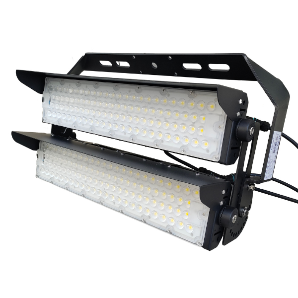 Projecteur de stade filaire - Série EVASION V2 - 500 Watts - 85 000 Lumens - 170 Lumens/Watt - Angle 20° / 40° / 60° / 90° au choix - IP66 - 63 x 28 x 24 cm  - Transformateur PHILIPS Xitanium -5000k - Dimmable 1-10V - Garantie 5 ans