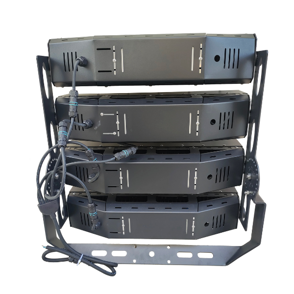 Projecteur de stade filaire - Série EVASION V2 - 1000 Watts - 170 000 Lumens - 170 Lumens/Watt - Angle 20° / 40° / 60° / 90° au choix - IP66 - 63 x 59 x 24 cm - Transformateur PHILIPS Xitanium - 5000k - Dimmable 1-10V - Garantie 5 ans