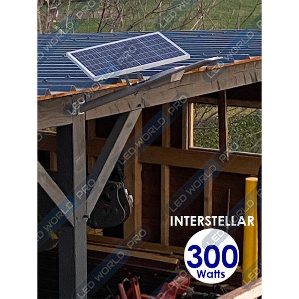 Pack lampadaire solaire complet 4 mètres : Lampe solaire Série INTERSTELLAR 400 Watts 6500K + Mât STANDARD 4 mètres