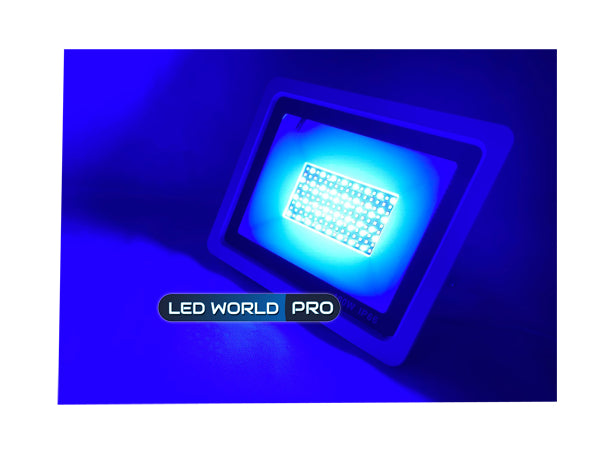 Projecteur LED Filaire RGB - Série PAD 100 Watts - 10 000 Lumens - 100 Lumens/Watt - Angle 120° - IP66 - 270 x 210 x 34 mm - Avec télécommande