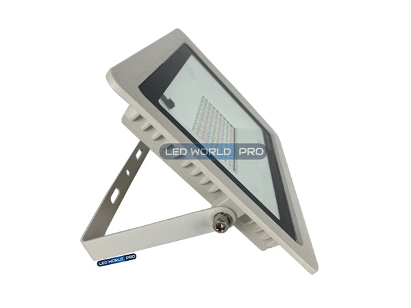 Projecteur LED Filaire RGB - Série PAD 100 Watts - 10 000 Lumens - 100 Lumens/Watt - Angle 120° - IP66 - 270 x 210 x 34 mm - Avec télécommande