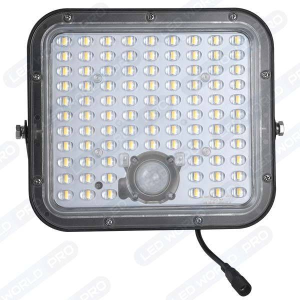 Pack de 8x Projecteurs LED solaires - Série SECURITY V1 - Rendu lumineux 150 Watts - 1500 lumens - Angle 120° x 60° - IP65 - 6000k - Lampe 14 x 15 x 3 cm - Panneau solaire monocristallin ajustable 22 x 18 x 2 cm - Détecteur Infrarouge - Télécommande