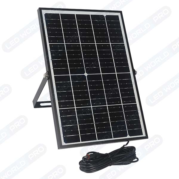 Pack lampadaire complet 6 mètres : Projecteur LED solaire - Série SECURITY V1 - Rendu lumineux 150 Watts 6000k + Mât STANDARD - 6 mètres au choix (Série STANDARD V1 EVO ou Série STANDARD V4 EVO - Avec trappe) + Tête de mât rectangulaire