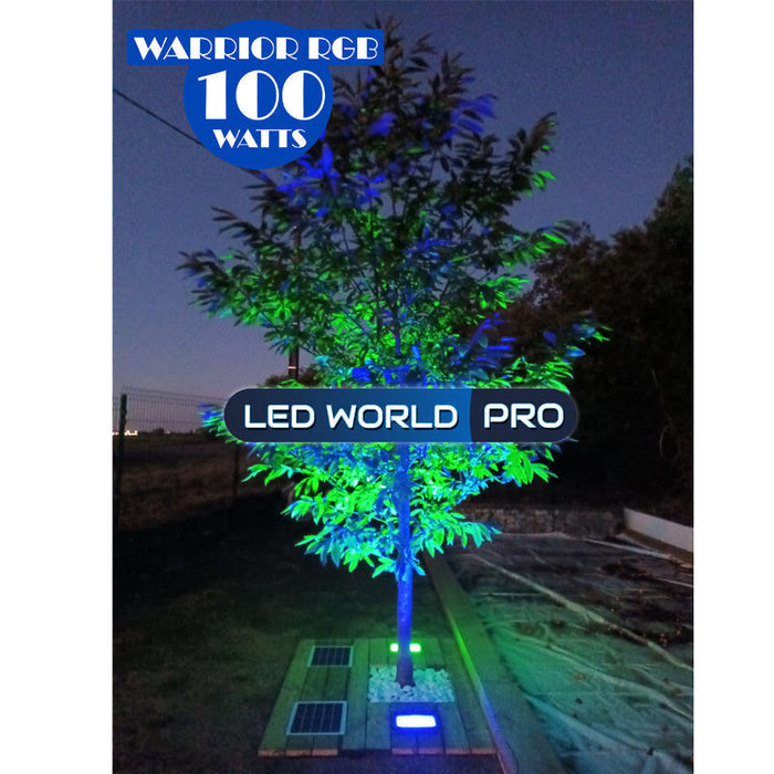 Pack lampadaire complet 6 mètres : Projecteur LED Solaire Série WARRIOR 800 Watts RGBW (Multicolores + Blanc) + Mât STANDARD 6 mètres