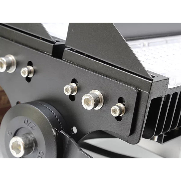 Pack de 4x Projecteurs haute puissance LED de stade filaire - Série EXCEPTION - 750 Watts - 112 500 Lumens - 150 Lumens/Watt - 20°/40°/60°/20°x95° au choix - 44 x 58 x 11 cm - IP66 - IK08 - 2700k à 6500k - Transformateur Meanwell- Garantie 5 ans